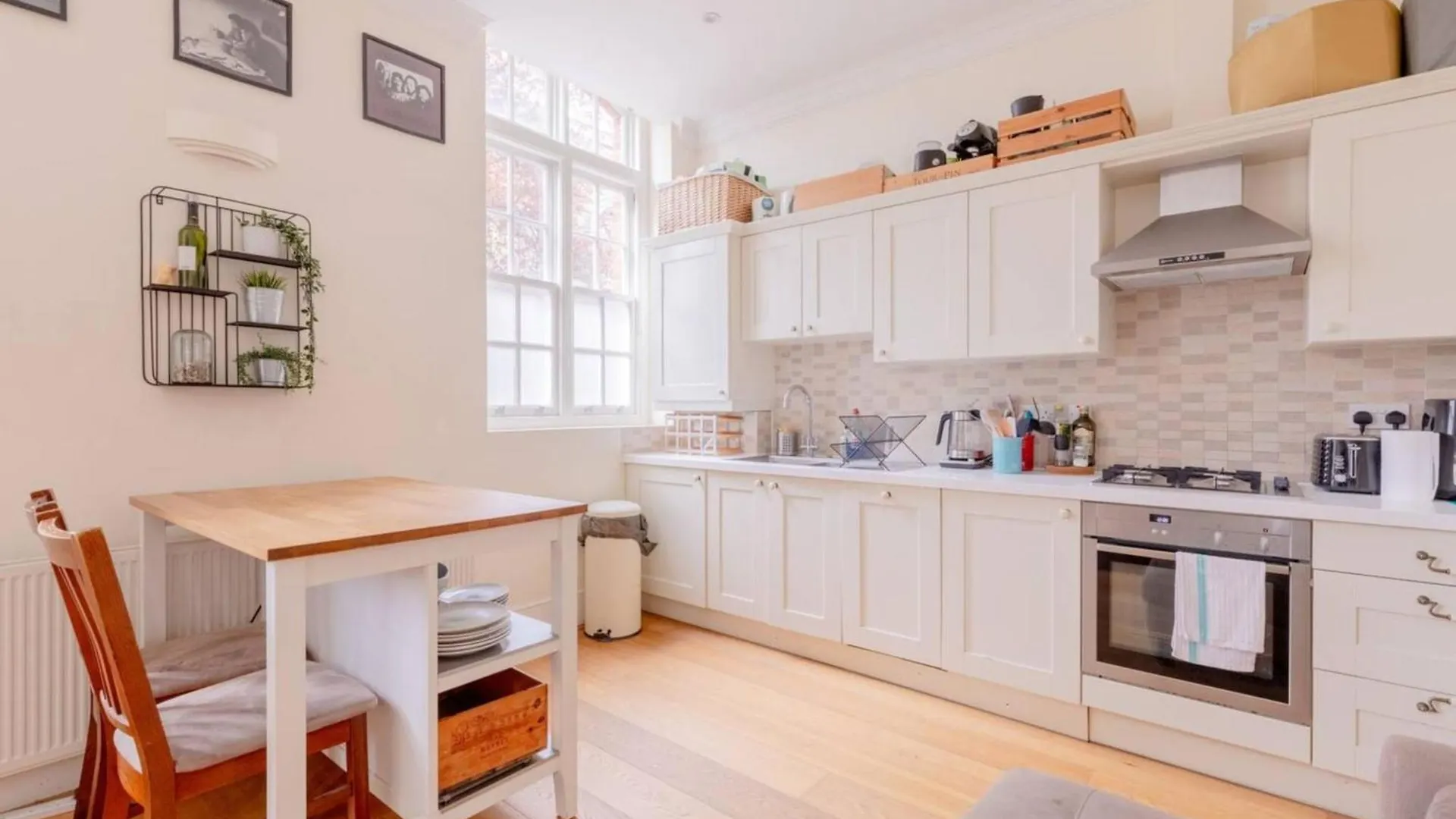 Stylish Bohemian 2Bd Flat Mile End Park! Apartment London United Kingdom